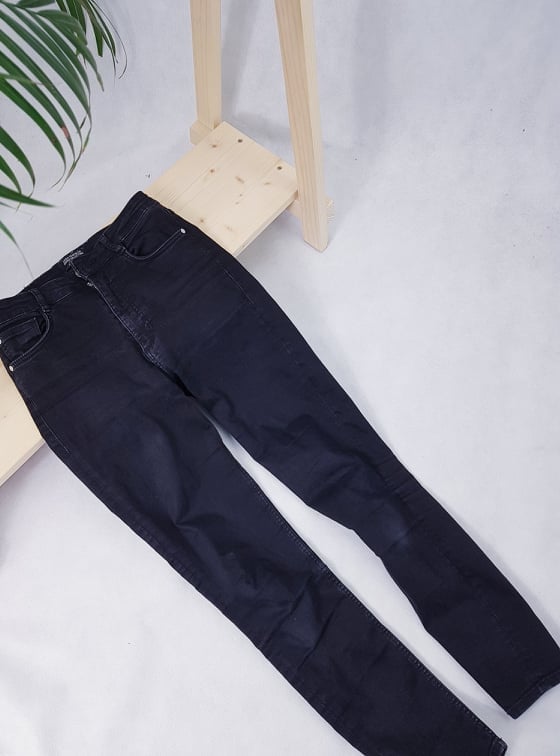 Spodnie jeansowe ZARA, rozm 34/36 – Stylowa Ona – Second hand online ...